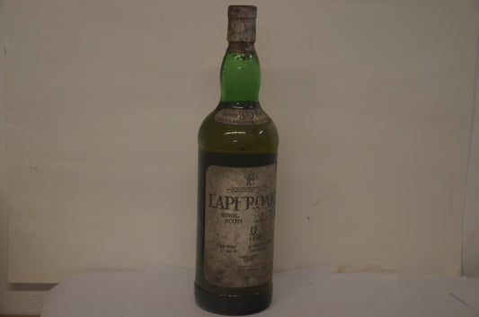 Laphroaig 10 yo 43% 'single Islay malt' cork, 1 Litre +/-Early 1990s)