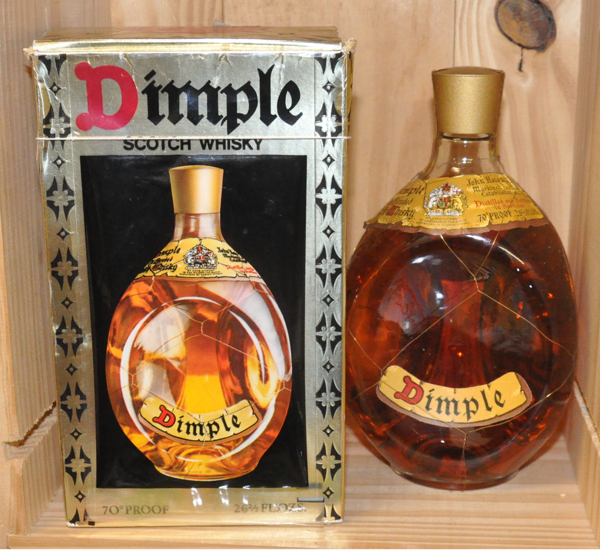 Haig - Dimple - Deluxe Blend - 26 2/3 fl. oz. - 70° proof - Whiskey - 